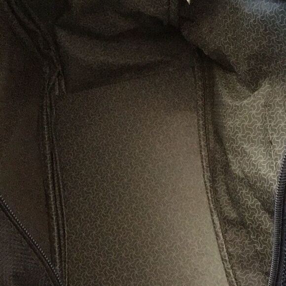 EUC Atlantic Travel Bag  - Picture 3 of 6